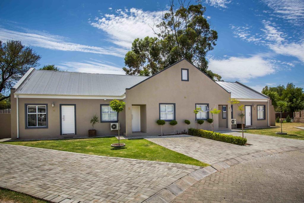 El Dorado 65 Luxury Self Catering Villa Oudtshoorn Dış mekan fotoğraf