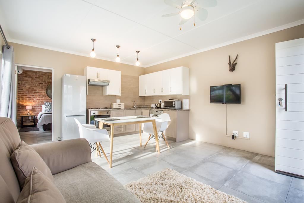 El Dorado 65 Luxury Self Catering Villa Oudtshoorn Dış mekan fotoğraf