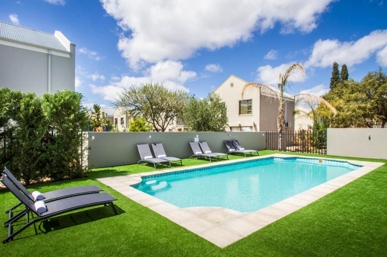 El Dorado 65 Luxury Self Catering Villa Oudtshoorn Dış mekan fotoğraf